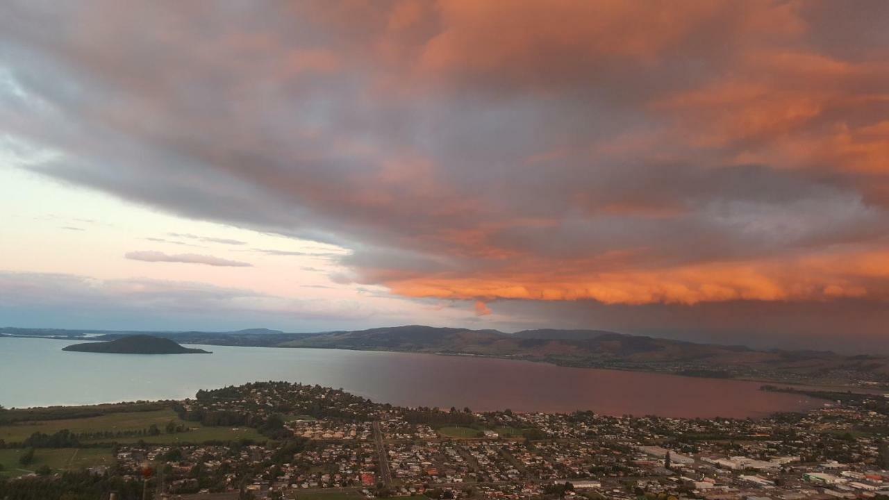 Aorangi Mountain Lodge Rotorua Exteriér fotografie